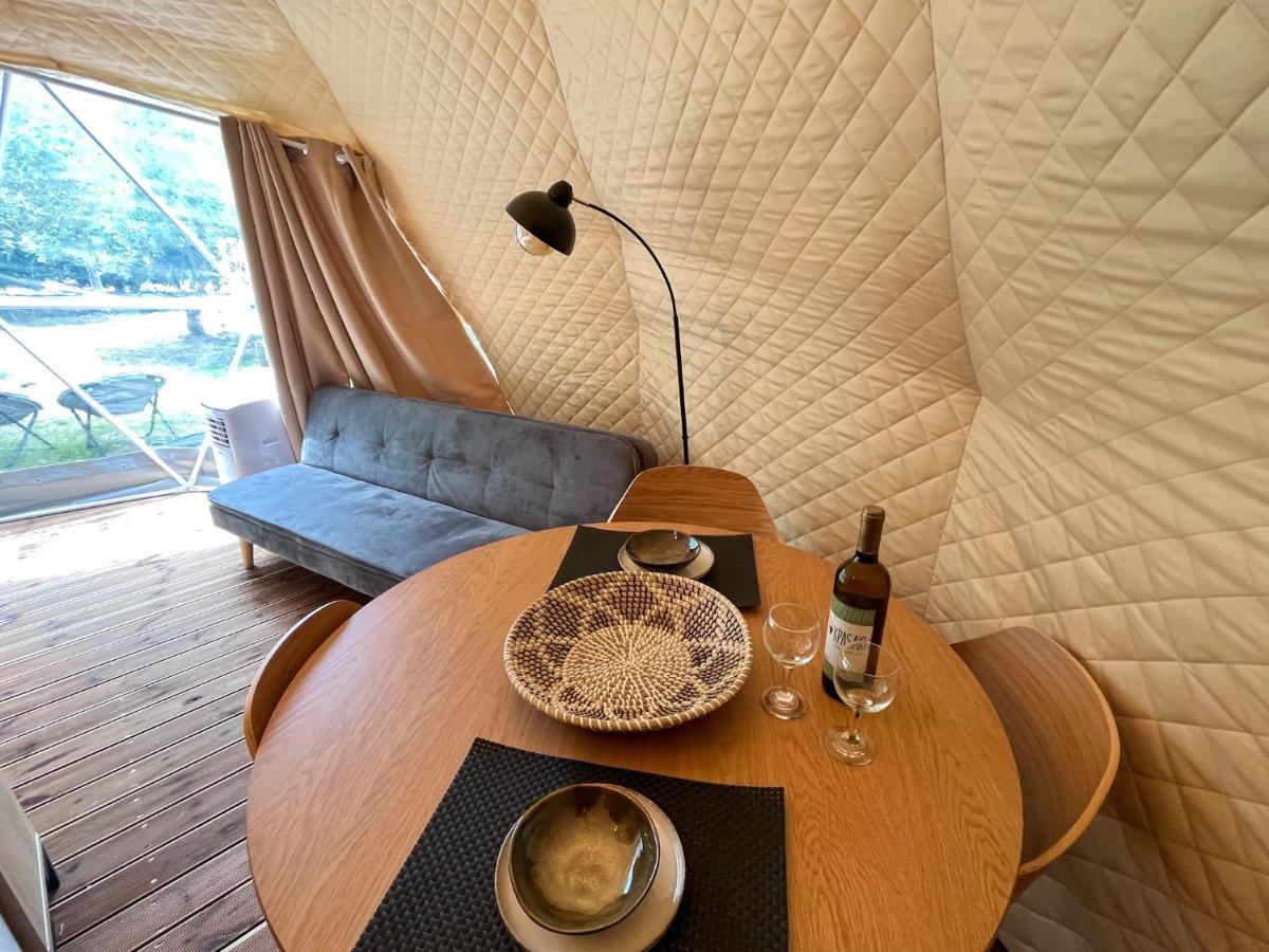Отель Manna Gea Glamping Domes Воница Экстерьер фото